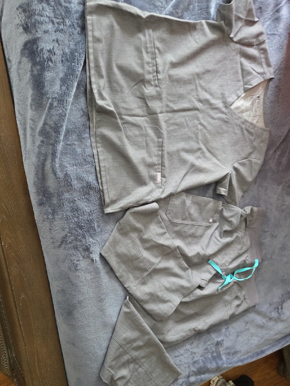 Figs Women's Scrub  Set in Light Gray with Teal Accent